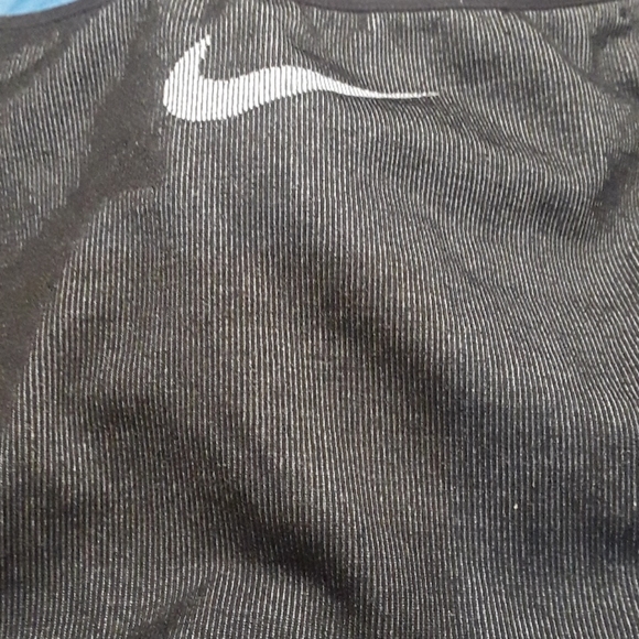 Nike Sports bra - Picture 1 of 5